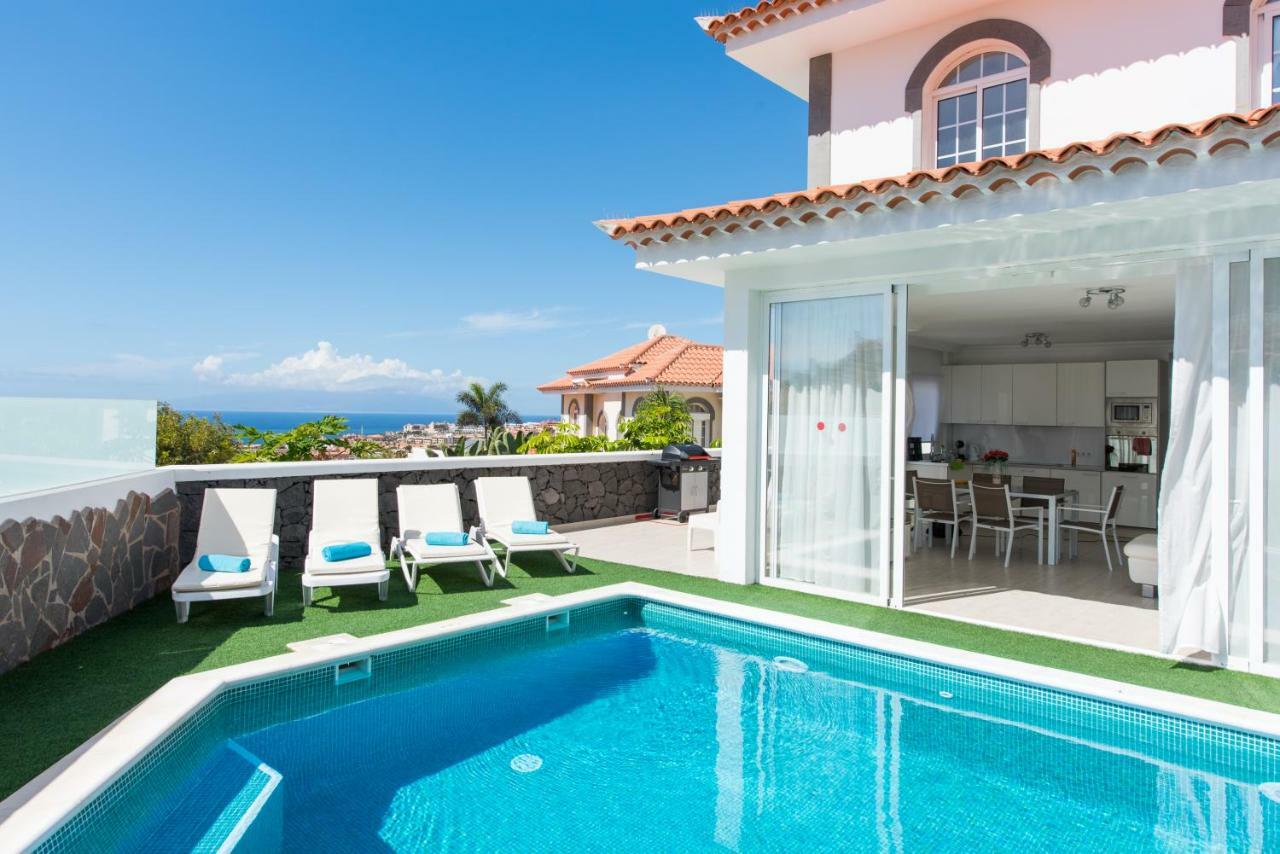 Luxury White Villa With Sea View, Heated Pool Costa Adeje  Exteriér fotografie