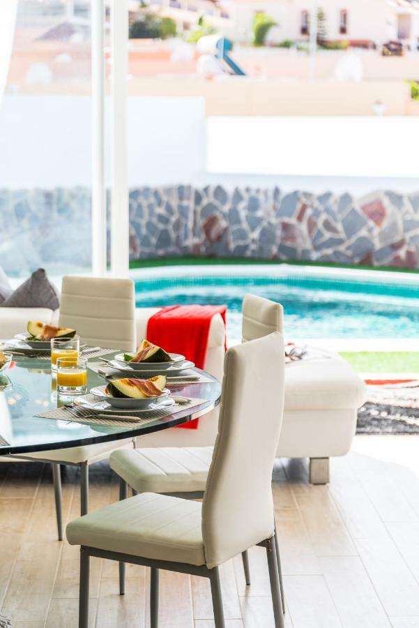 Luxury White Villa With Sea View, Heated Pool Costa Adeje  Exteriér fotografie